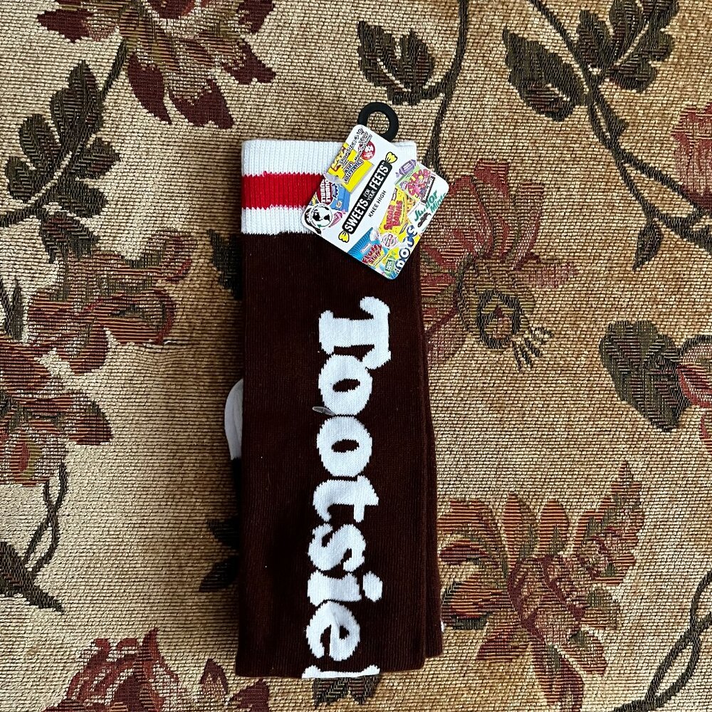 Sweet Feet Tootsie Roll Socks / Brown / Estimated Size 6 - 9